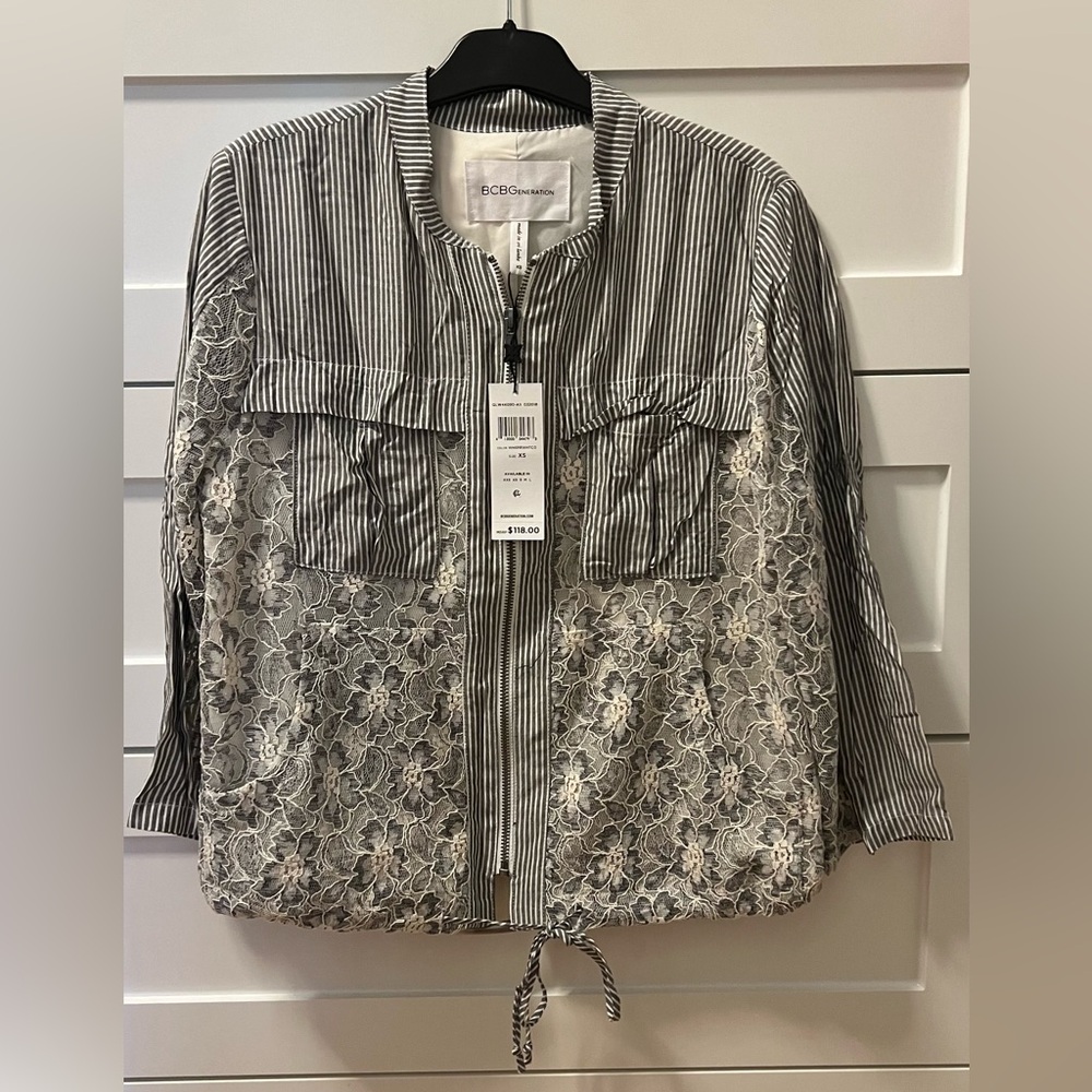 NWTA BCBGeneration Zipper Top